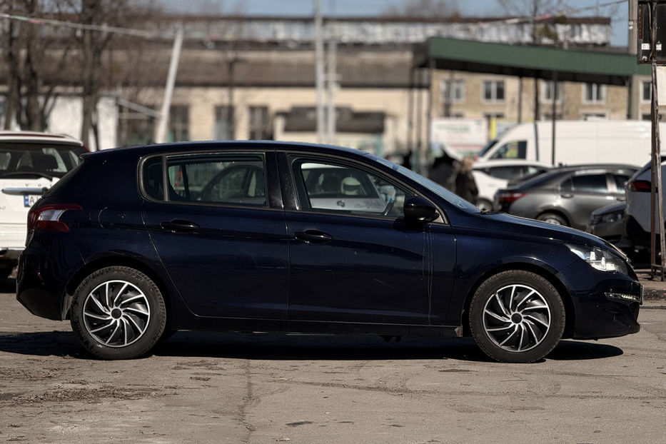 Продам Peugeot 308 1.6D MT (120 к.с.) 2015 года в Киеве