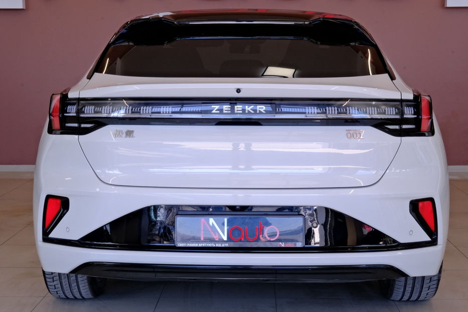 Продам BYD E6 Zeekr 001 2024 года в Одессе