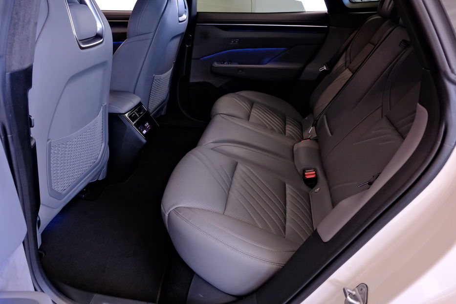 Продам BYD E6 Zeekr 001 2024 года в Одессе