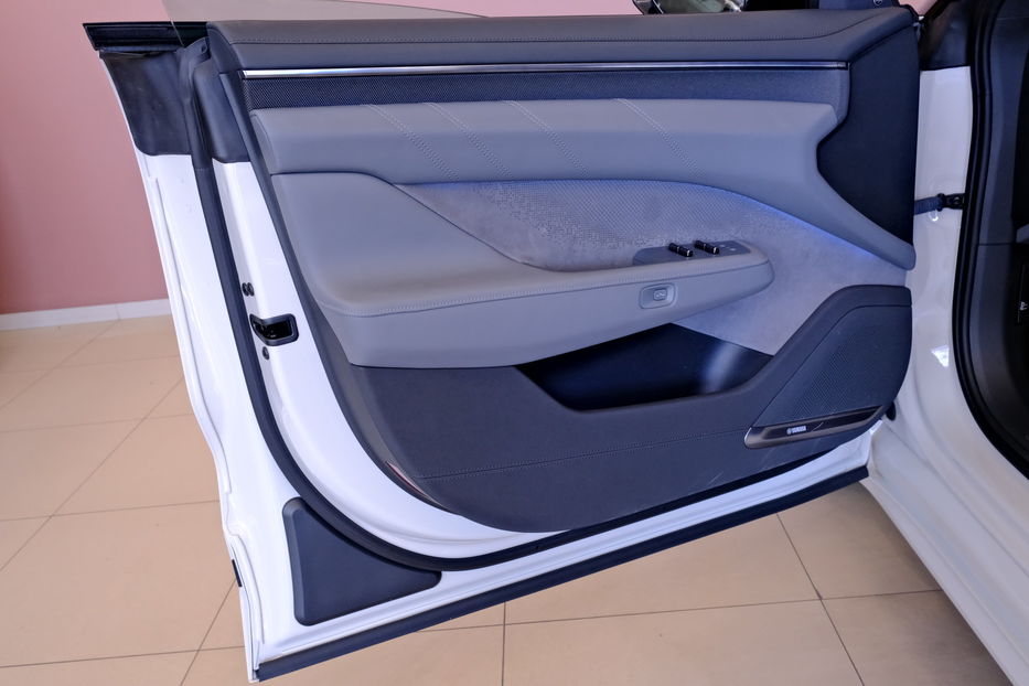 Продам BYD E6 Zeekr 001 2024 года в Одессе