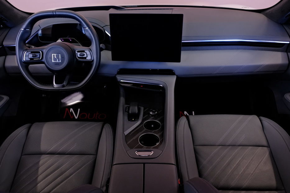 Продам BYD E6 Zeekr 001 2024 года в Одессе