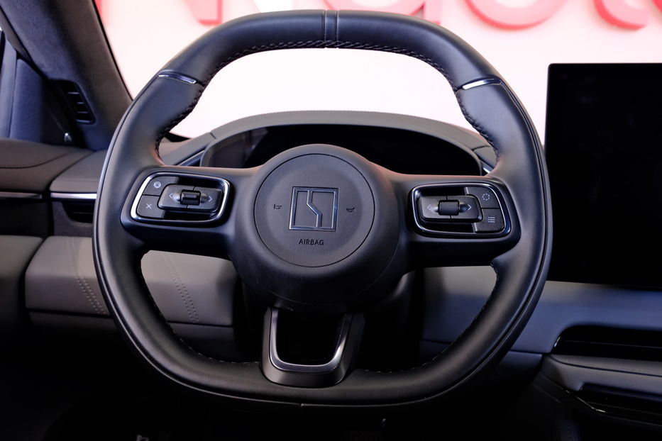 Продам BYD E6 Zeekr 001 2024 года в Одессе