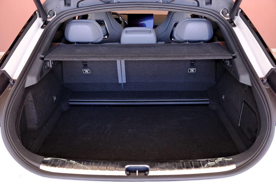 Продам BYD E6 Zeekr 001 2024 года в Одессе