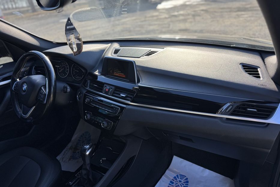 Продам BMW X1 F48 X-Drive 28i COMIS  2016 года в г. Умань, Черкасская область