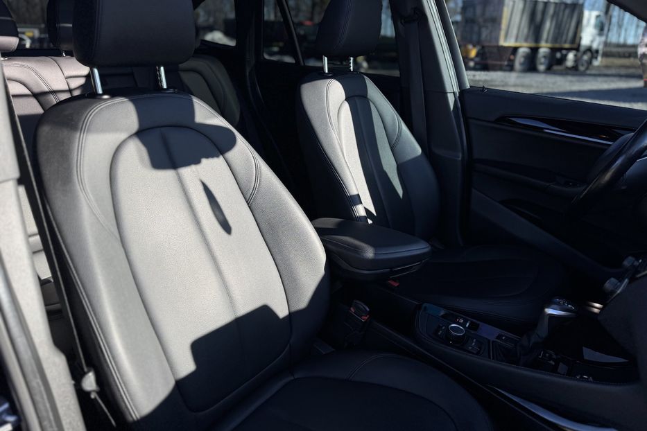 Продам BMW X1 F48 X-Drive 28i COMIS  2016 года в г. Умань, Черкасская область