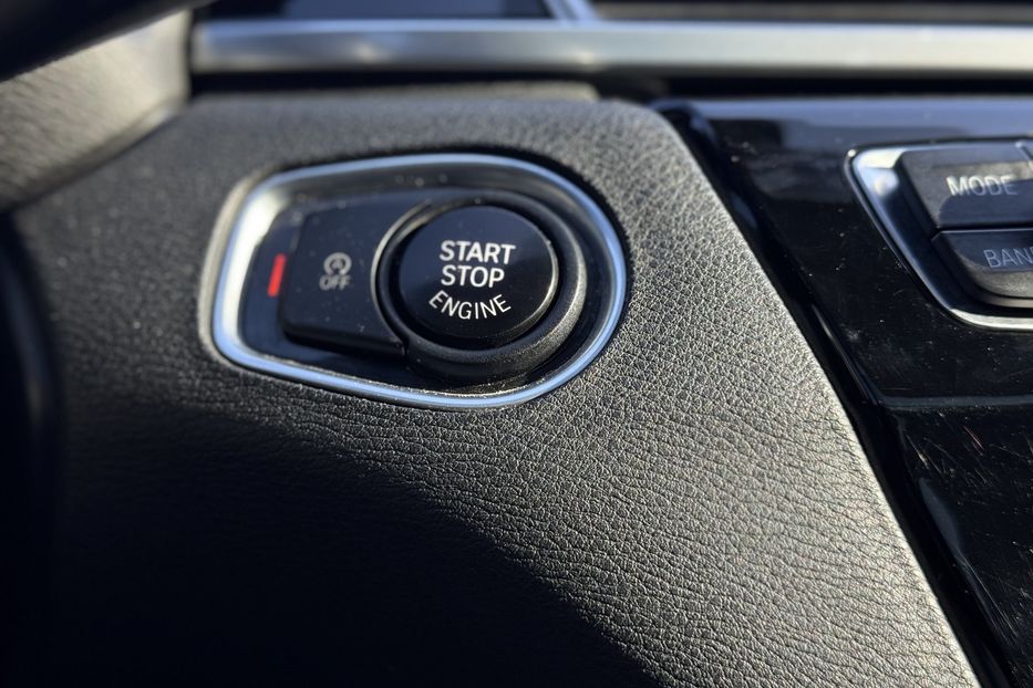 Продам BMW X1 F48 X-Drive 28i COMIS  2016 года в г. Умань, Черкасская область