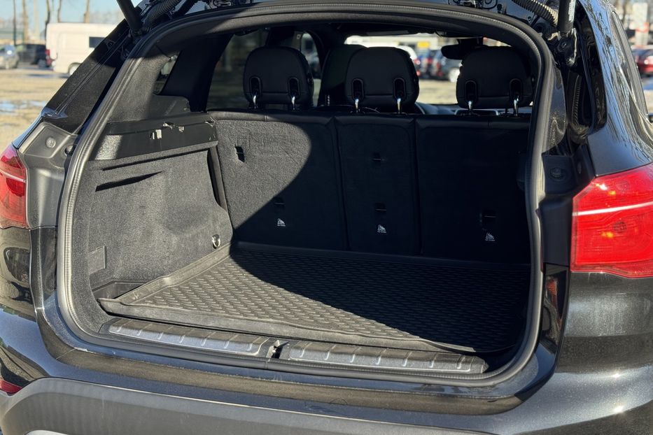 Продам BMW X1 F48 X-Drive 28i COMIS  2016 года в г. Умань, Черкасская область