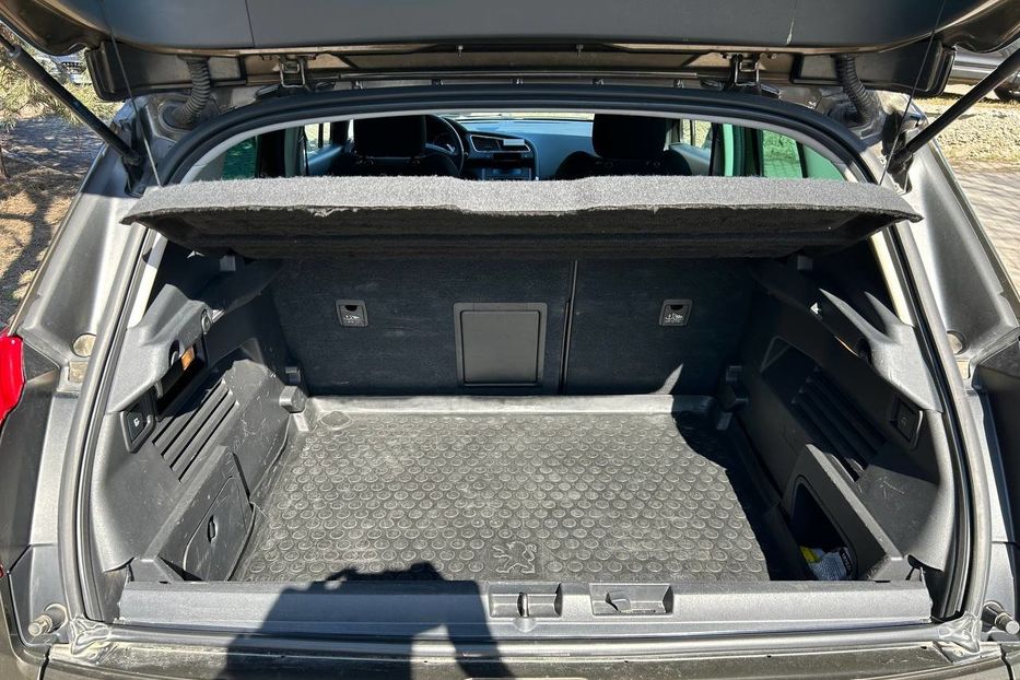 Продам Peugeot 3008 2011 года в Черновцах