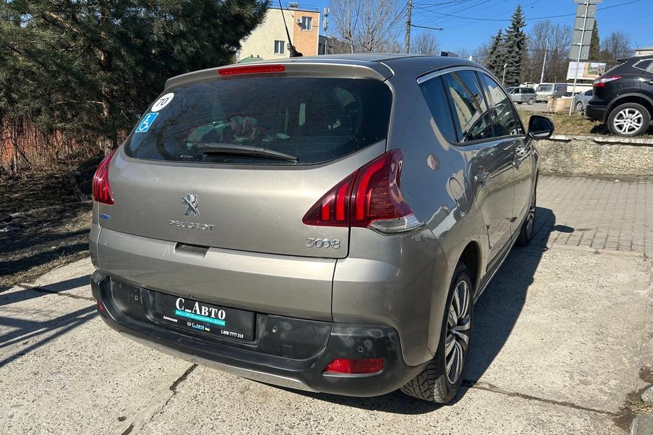 Продам Peugeot 3008 2016 года в Черновцах