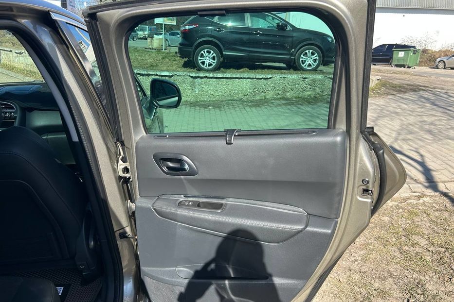 Продам Peugeot 3008 2016 года в Черновцах