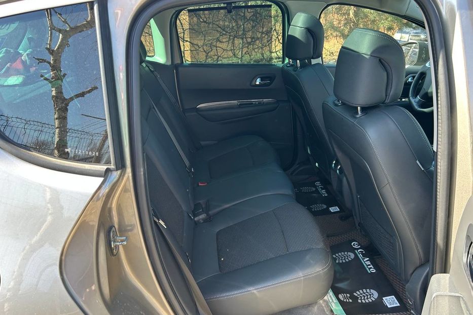 Продам Peugeot 3008 2016 года в Черновцах