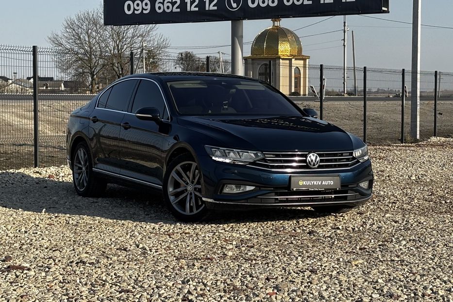 Продам Volkswagen Passat B8 240к.с 2020 года в Львове