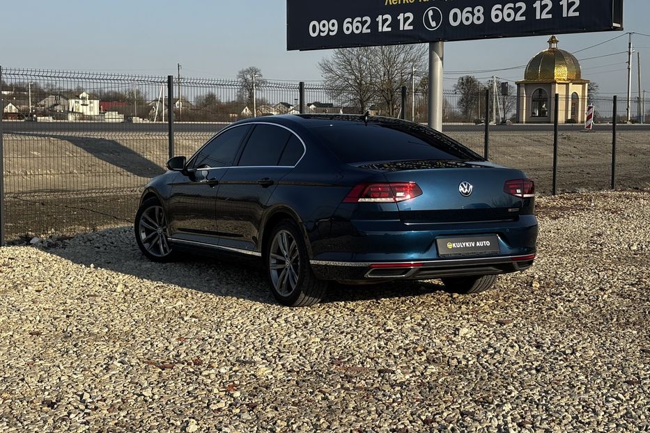 Продам Volkswagen Passat B8 240к.с 2020 года в Львове