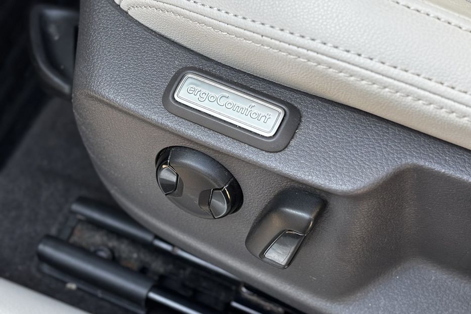 Продам Volkswagen Passat B8 240к.с 2020 года в Львове