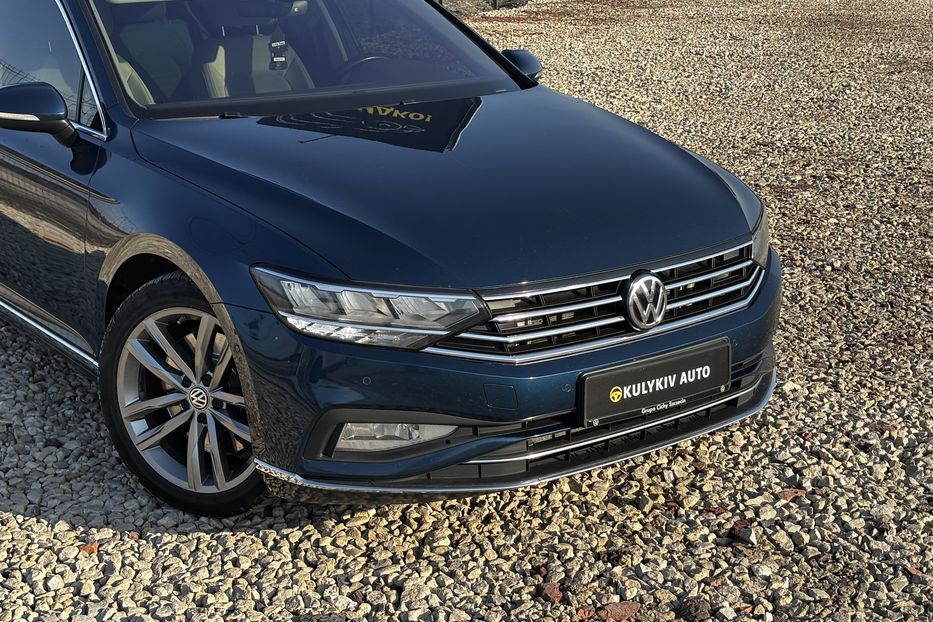 Продам Volkswagen Passat B8 240к.с 2020 года в Львове