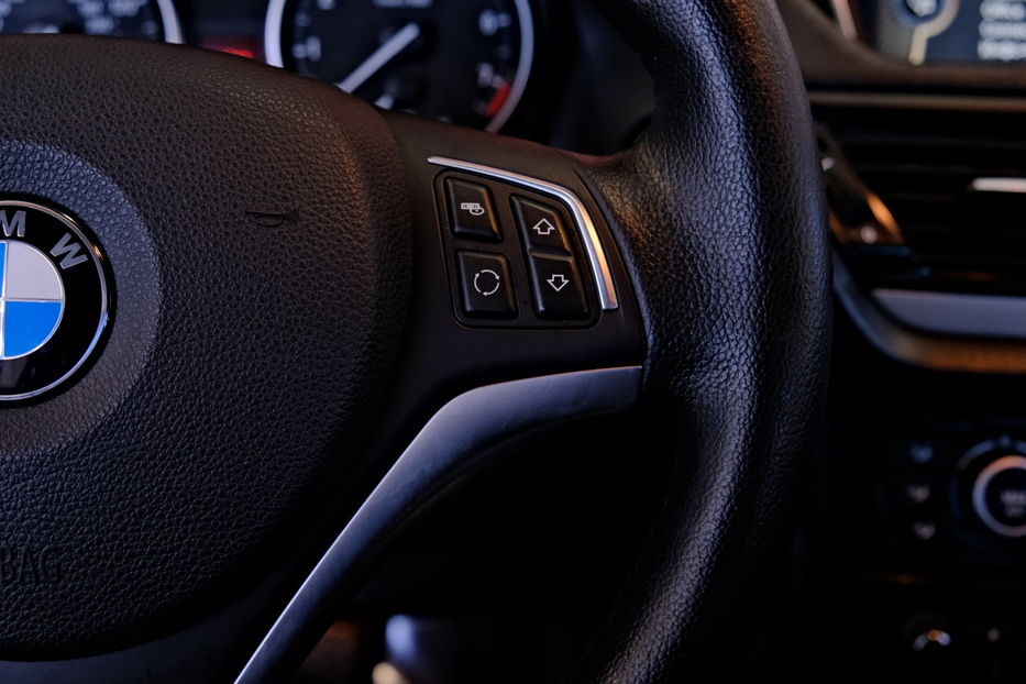 Продам BMW X1 2015 года в Одессе