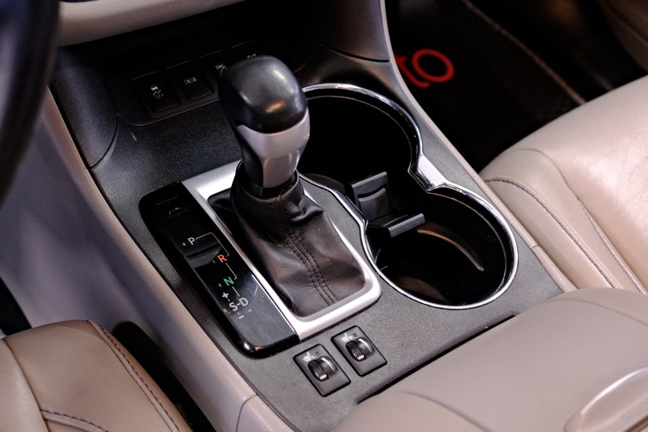 Продам Toyota Highlander 2017 года в Одессе