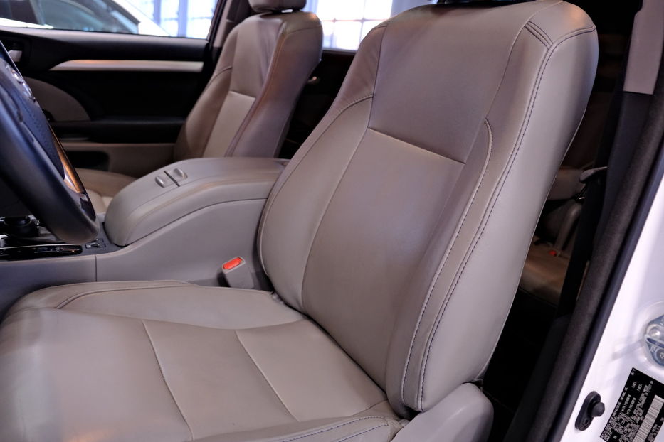 Продам Toyota Highlander 2017 года в Одессе