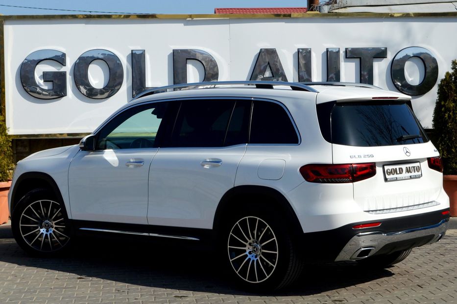 Продам Mercedes-Benz GLA-Class GLB 2020 года в Одессе