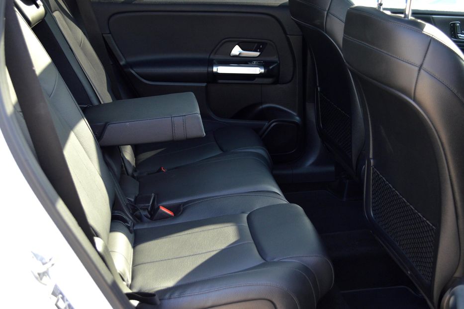 Продам Mercedes-Benz GLA-Class GLB 2020 года в Одессе