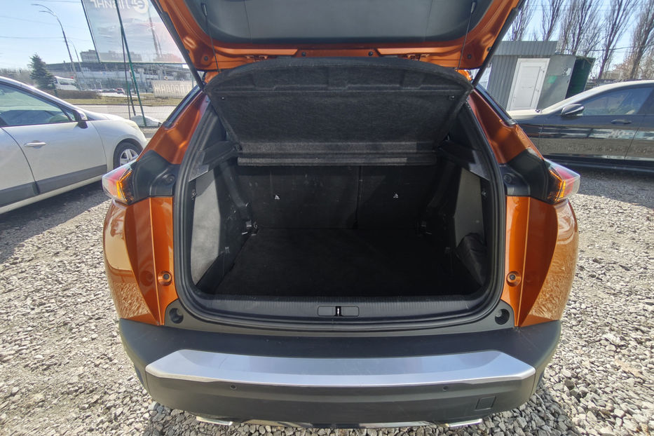 Продам Peugeot 2008 1.2 PureTech AT (155 к. с.) 2020 года в Киеве