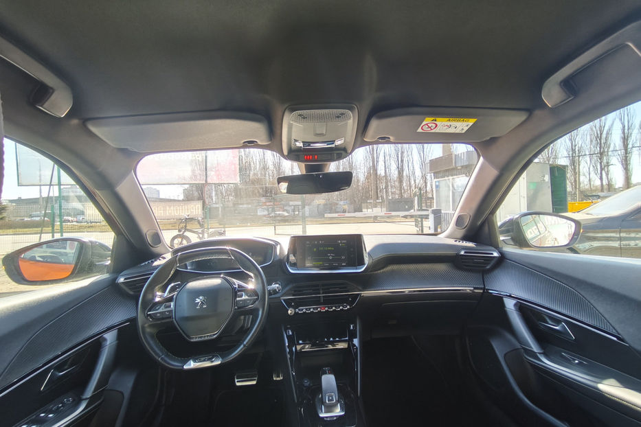 Продам Peugeot 2008 1.2 PureTech AT (155 к. с.) 2020 года в Киеве