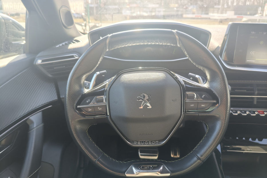 Продам Peugeot 2008 1.2 PureTech AT (155 к. с.) 2020 года в Киеве