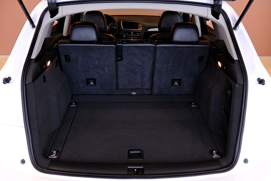 Продам Audi Q5 2013 года в Одессе