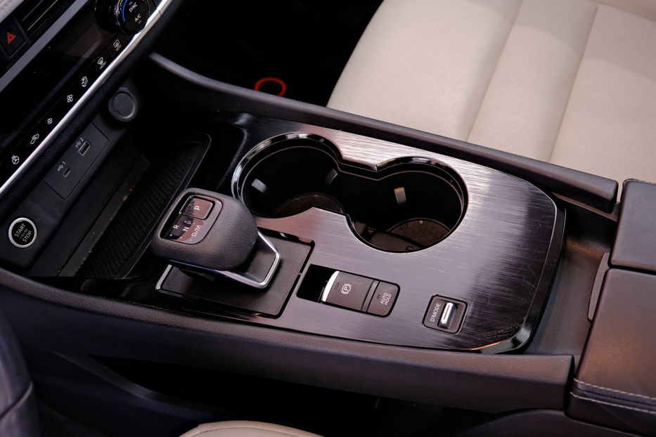 Продам Nissan Rogue SV 2023 года в Одессе