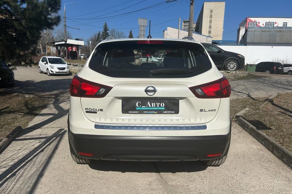 Продам Nissan Rogue Sport 2018 года в Черновцах
