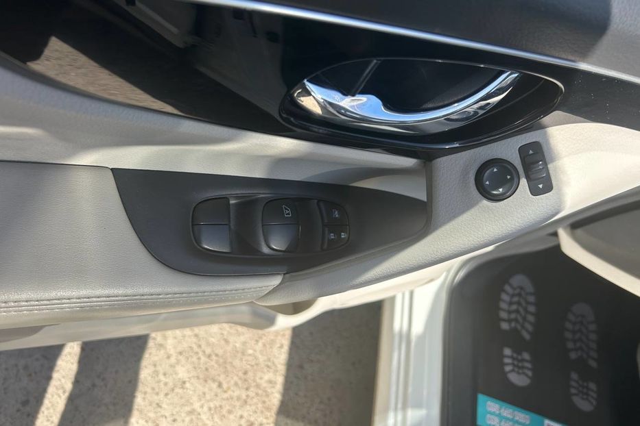 Продам Nissan Rogue Sport 2018 года в Черновцах