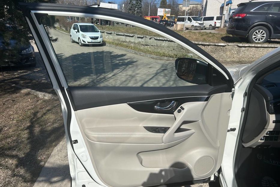 Продам Nissan Rogue Sport 2018 года в Черновцах