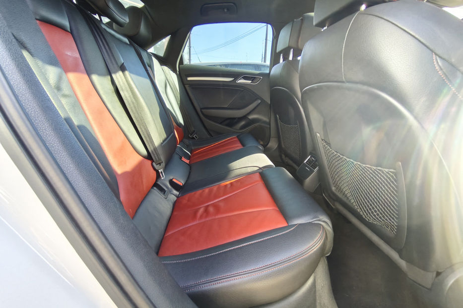 Продам Audi S3 2.0 TFSI S-Tronic 2015 года в Киеве