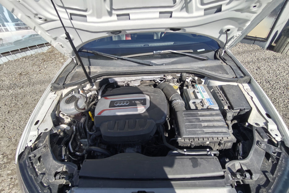 Продам Audi S3 2.0 TFSI S-Tronic 2015 года в Киеве