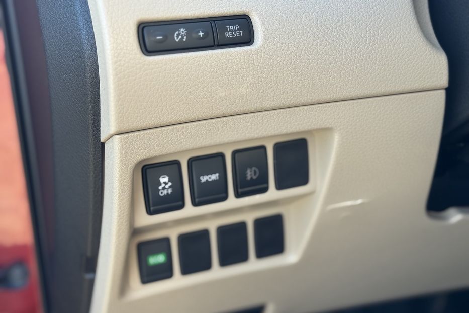 Продам Nissan Rogue COMIS  2016 года в г. Умань, Черкасская область