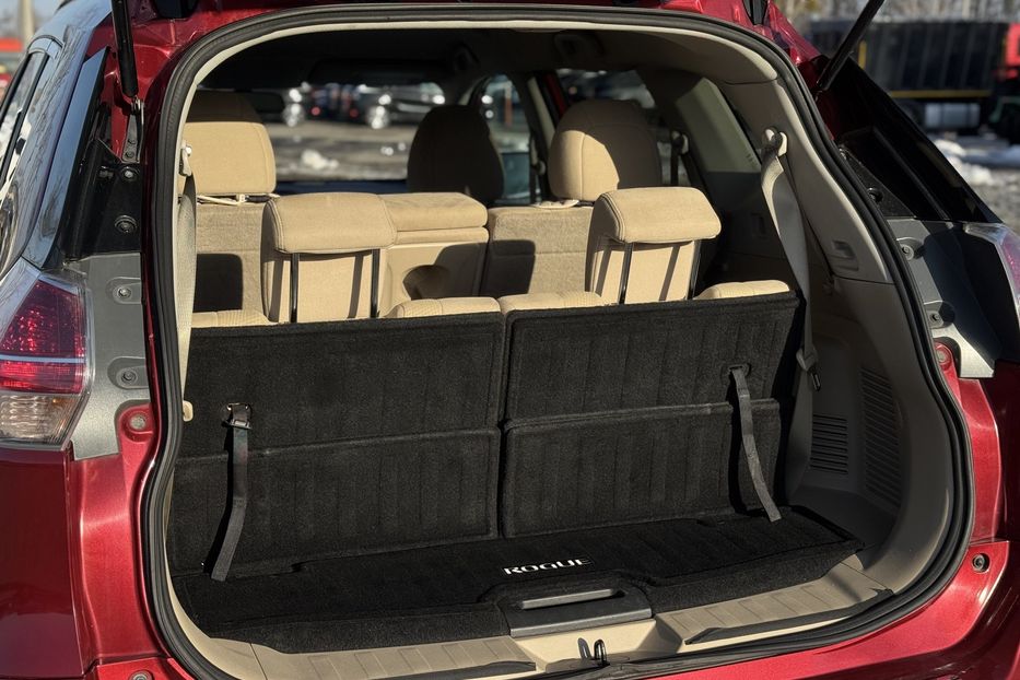 Продам Nissan Rogue COMIS  2016 года в г. Умань, Черкасская область