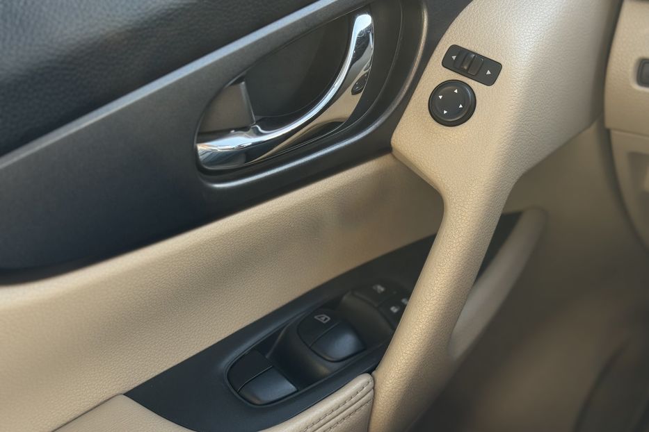 Продам Nissan Rogue COMIS  2016 года в г. Умань, Черкасская область