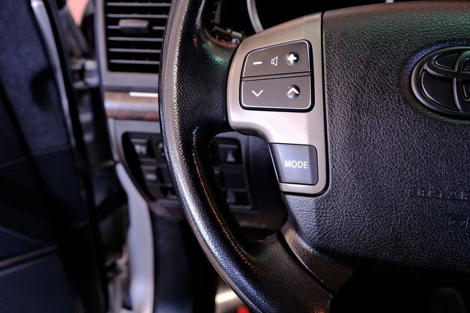 Продам Toyota Land Cruiser 200 2008 года в Одессе