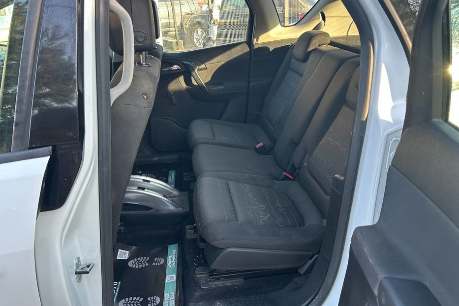 Продам Opel Meriva 2010 года в Черновцах