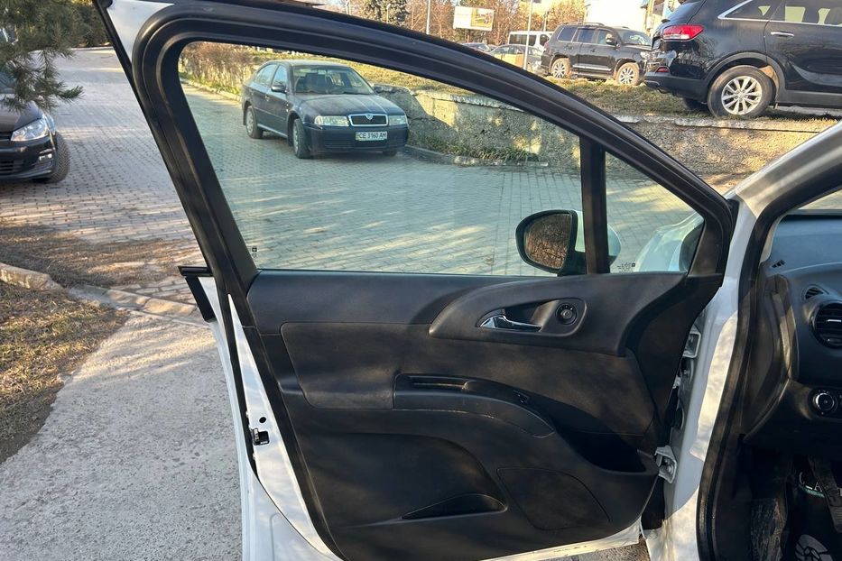 Продам Opel Meriva 2010 года в Черновцах