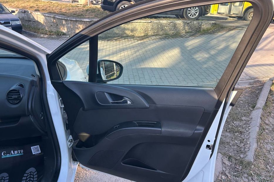 Продам Opel Meriva 2010 года в Черновцах