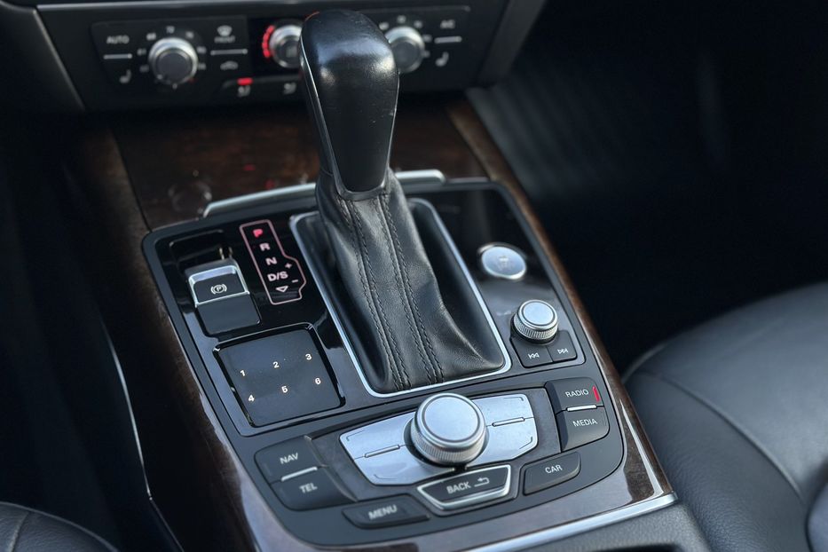 Продам Audi A6 2015 года в Луцке