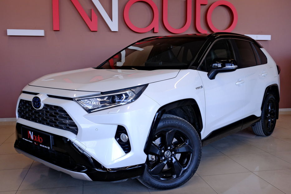 Продам Toyota Rav 4 Hybrid 2018 года в Одессе