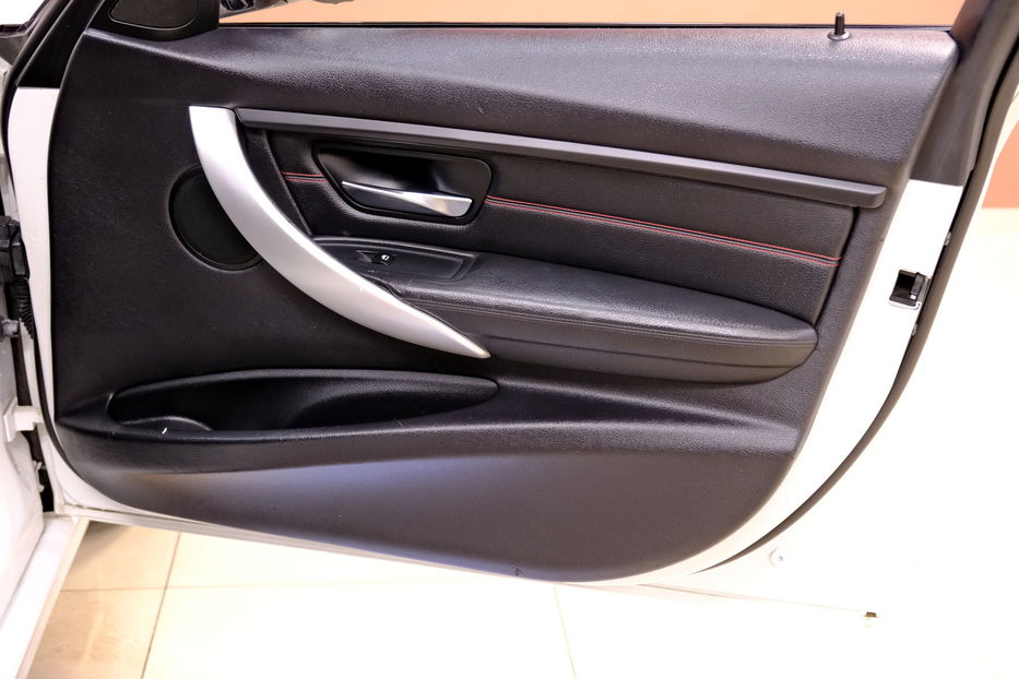 Продам BMW 328 d xDrive 2013 года в Одессе