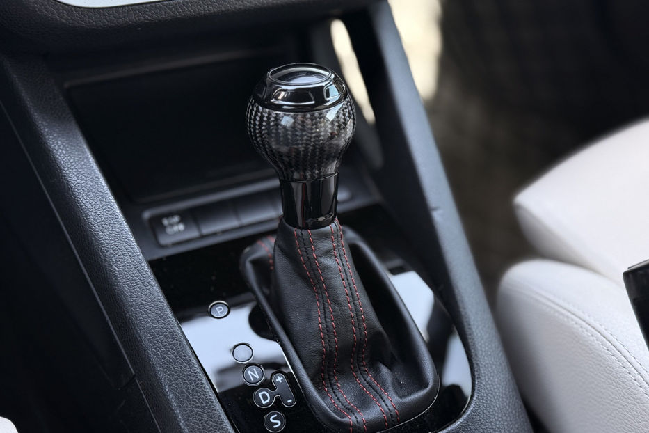 Продам Volkswagen Scirocco 2.0 TSI AT (200 к.с.) 2010 года в Киеве