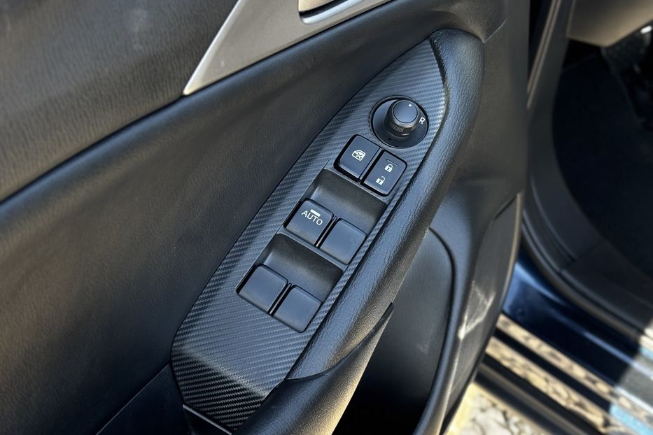 Продам Mazda CX-3 AWD 2019 года в Львове