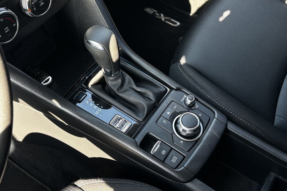 Продам Mazda CX-3 AWD 2019 года в Львове