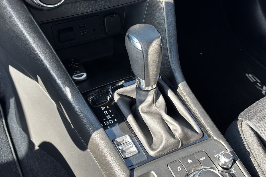 Продам Mazda CX-3 AWD 2019 года в Львове