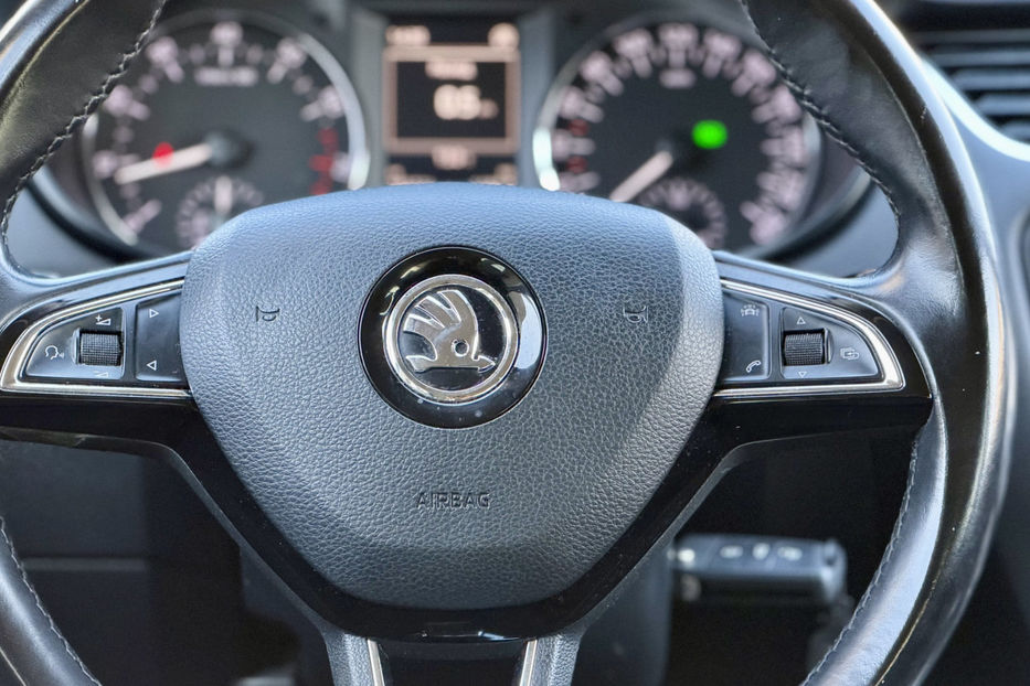 Продам Skoda Octavia A7 1.4 TFSI АT (140 к.с.) 2016 года в Киеве