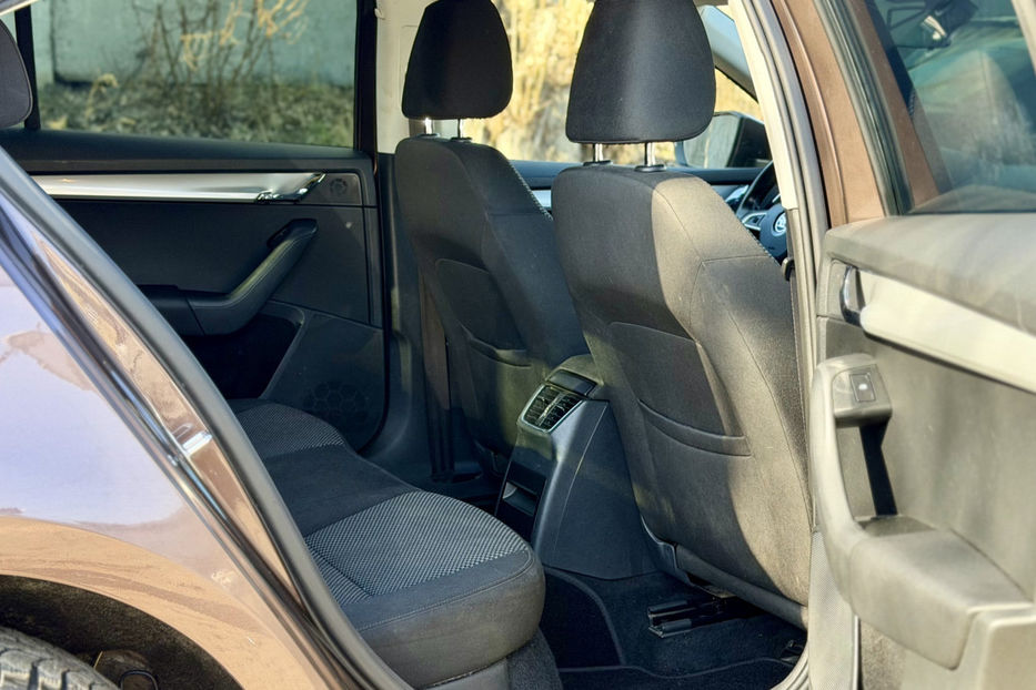 Продам Skoda Octavia A7 1.4 TFSI АT (140 к.с.) 2016 года в Киеве